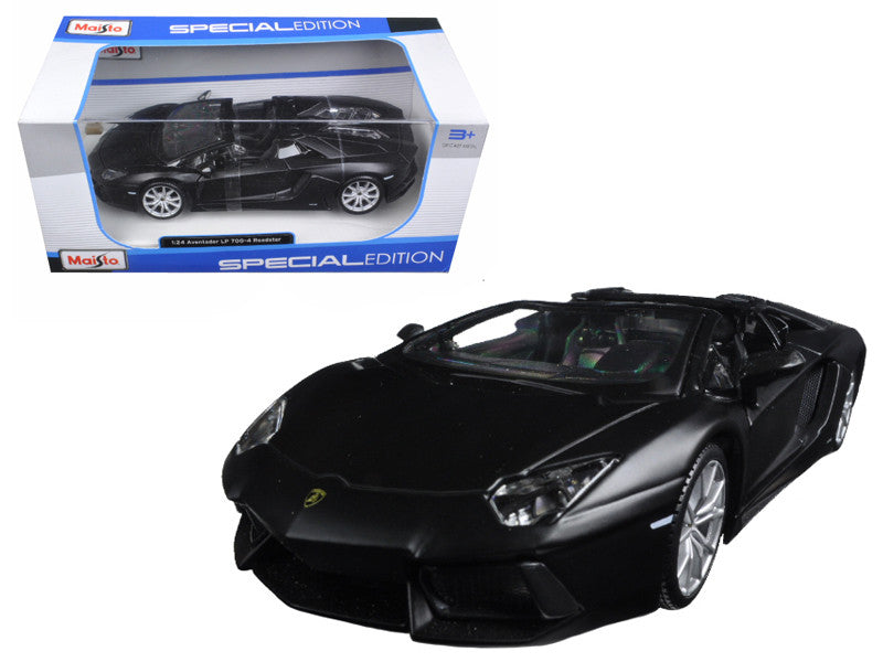 Lamborghini Aventador LP 700-4 Roadster Matt Black 1/24 Diecast Model Car by Maisto-0