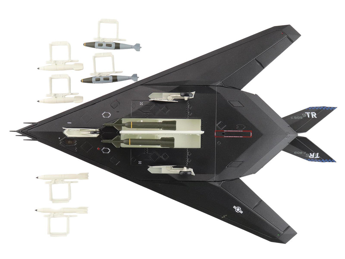 Lockheed YF-117 Nighthawk Stealth Aircraft "79-10782 410th FTS Edwards AFB" (2005) United States Air Force "Air Power Series" 1/72 Diecast Model by Hobby Master-4