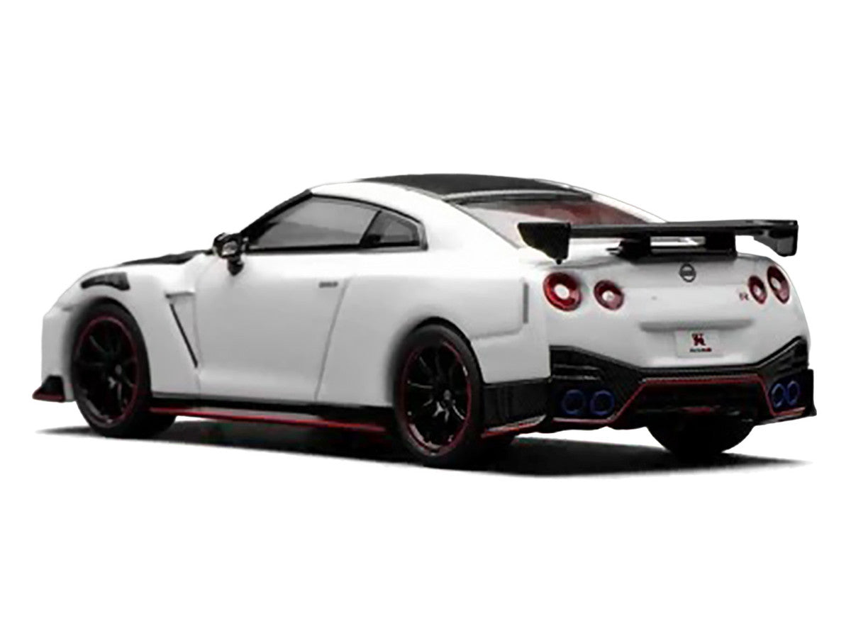 2022 Nissan GT-R Nismo (R35) RHD (Right Hand Drive) Brilliant White Pearl with Carbon Hood and Top "Senior 64" Series 1/64 Diecast Model Car by MotorHelix-4