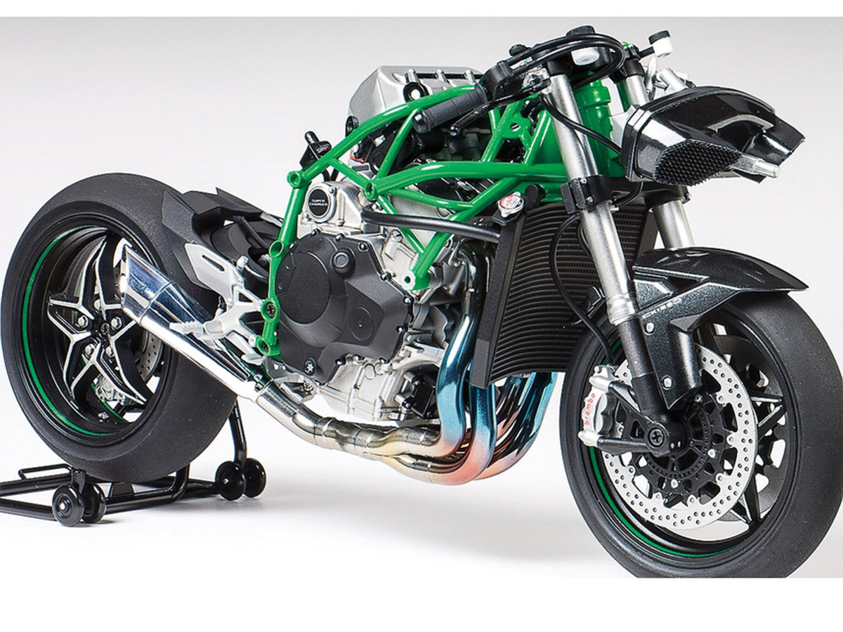 Model Kit Kawasaki Ninja H2R Motorcycle 1/12 Scale Model by Tamiya-4