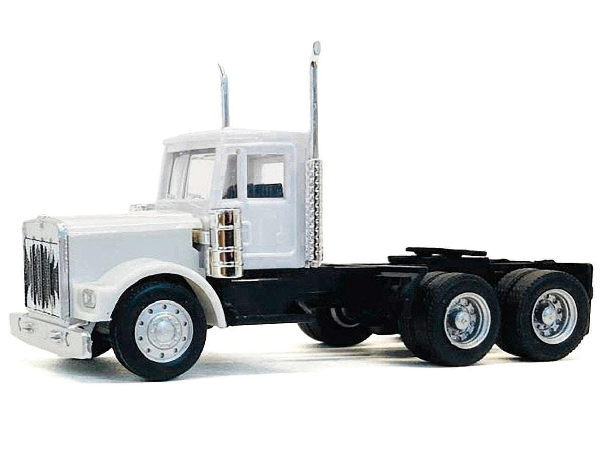 Kenworth W900 Short Day Cab White 1/87 (HO) Plastic Model Car by Promotex-1