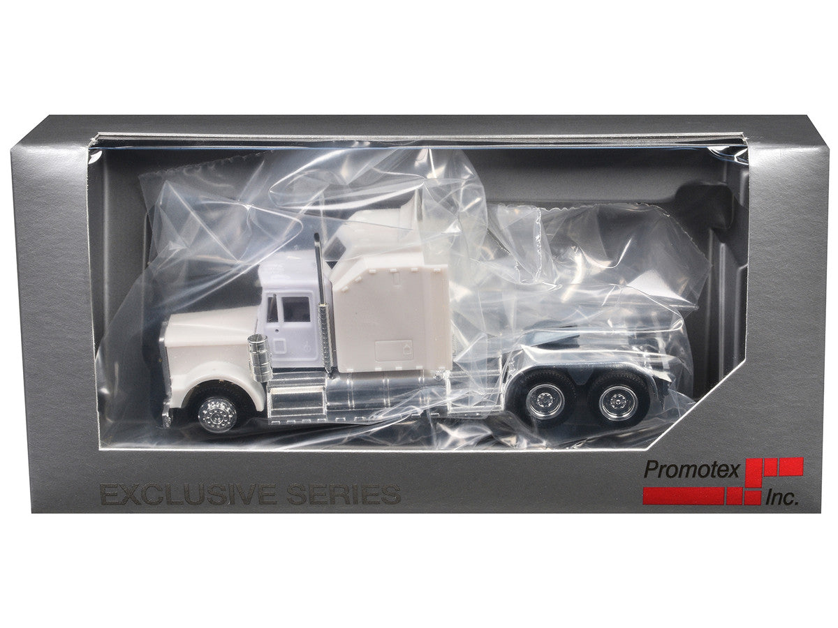 Kenworth W900 with Extra Large Sleeper White 1/87 (HO) Plastic Model Car by Promotex-2