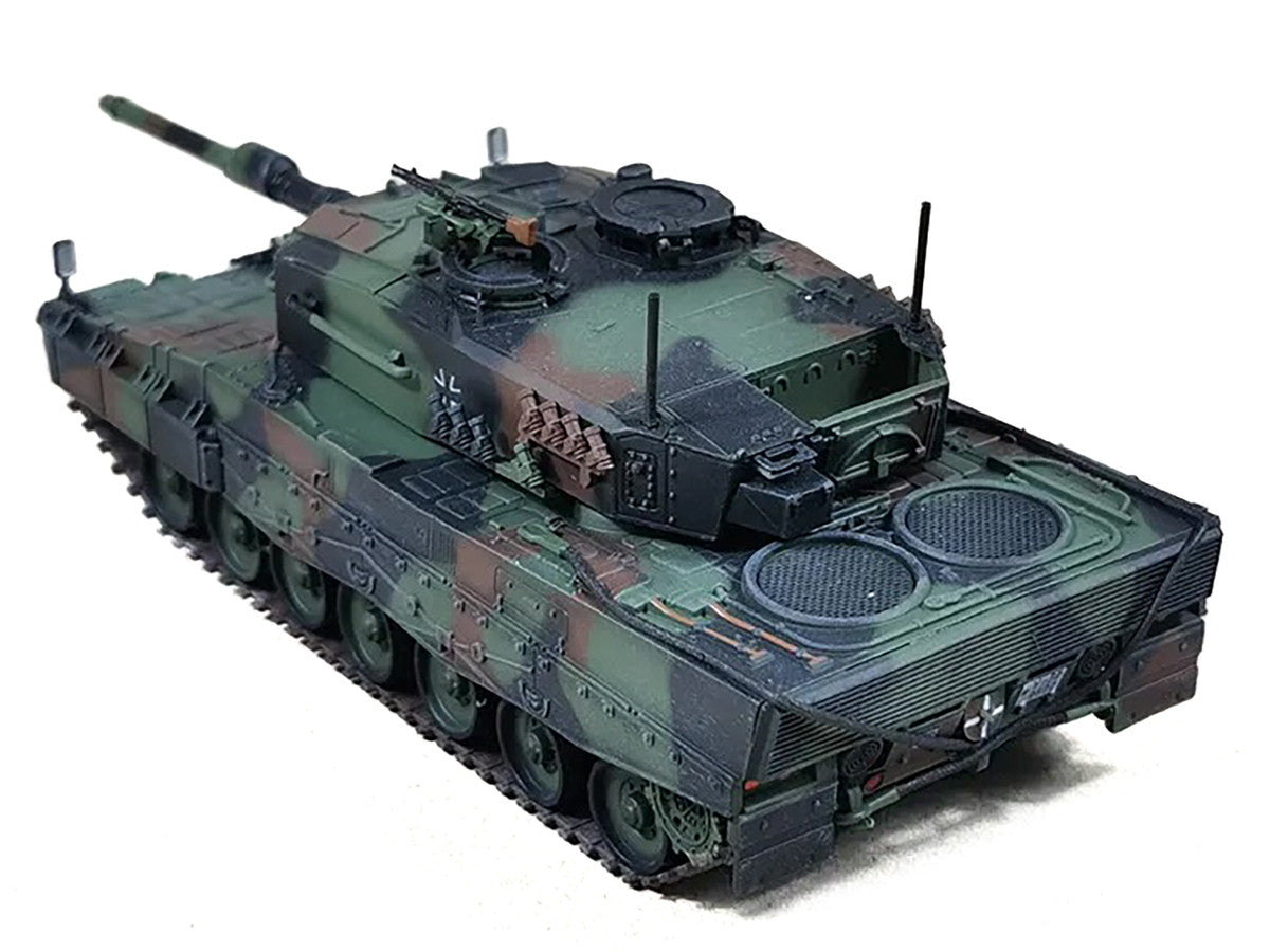 Leopard 2A4 Main Battle Tank with Snorkel "NATO Camouflage" German Army "Armor Premium" Series 1/72 Diecast Model by Panzerkampf-2