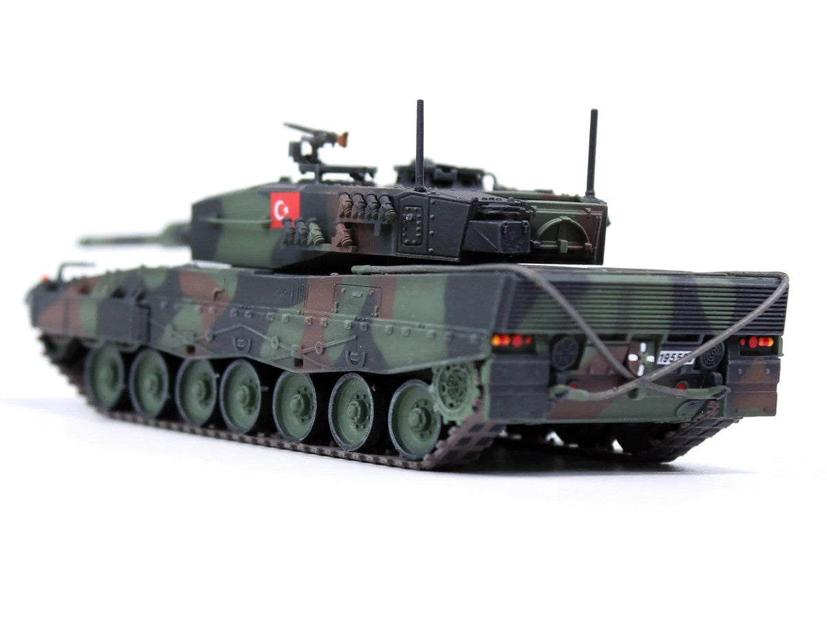 Leopard 2A4 Main Battle Tank "2nd Cavalry Armoured Brigade Turkey-Syria Border" (2016) Turkish Army "Armor Premium" Series 1/72 Diecast Model by Panzerkampf-1