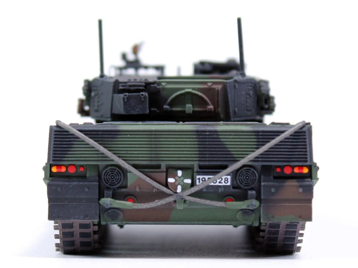 Leopard 2A4 Main Battle Tank "2nd Cavalry Armoured Brigade Turkey-Syria Border" (2016) Turkish Army "Armor Premium" Series 1/72 Diecast Model by Panzerkampf-3