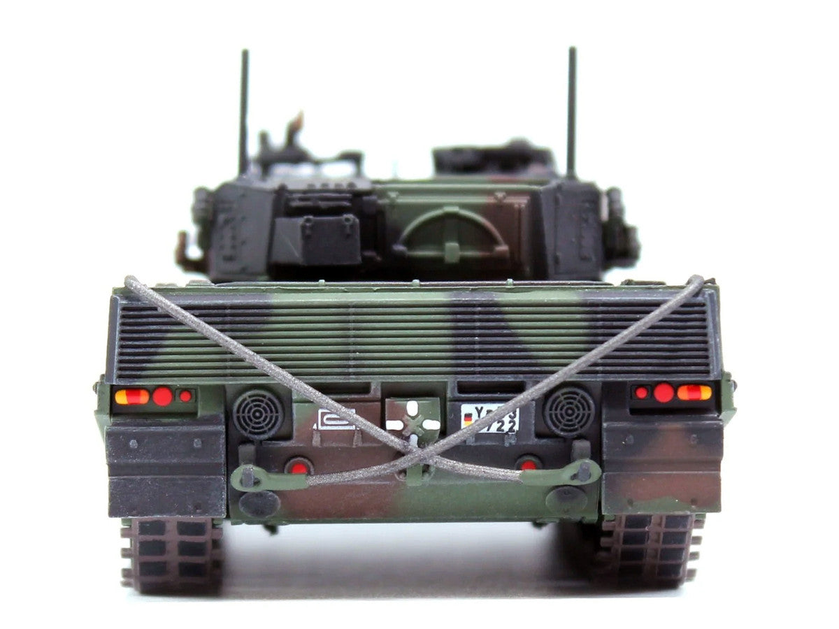 Leopard 2A4 Main Battle Tank "Bundeswehr 361st Panzer Battalion Certain Challenge West Germany" (1988) West German Army "Armor Premium" Series 1/72 Diecast Model by Panzerkampf-3