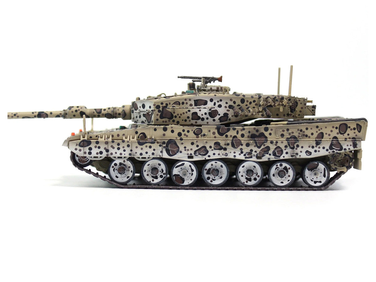 Leopard 2A4 Main Battle Tank "Jaguar Scheme" Austrian Army "Armor Premium" Series 1/72 Diecast Model by Panzerkampf-1