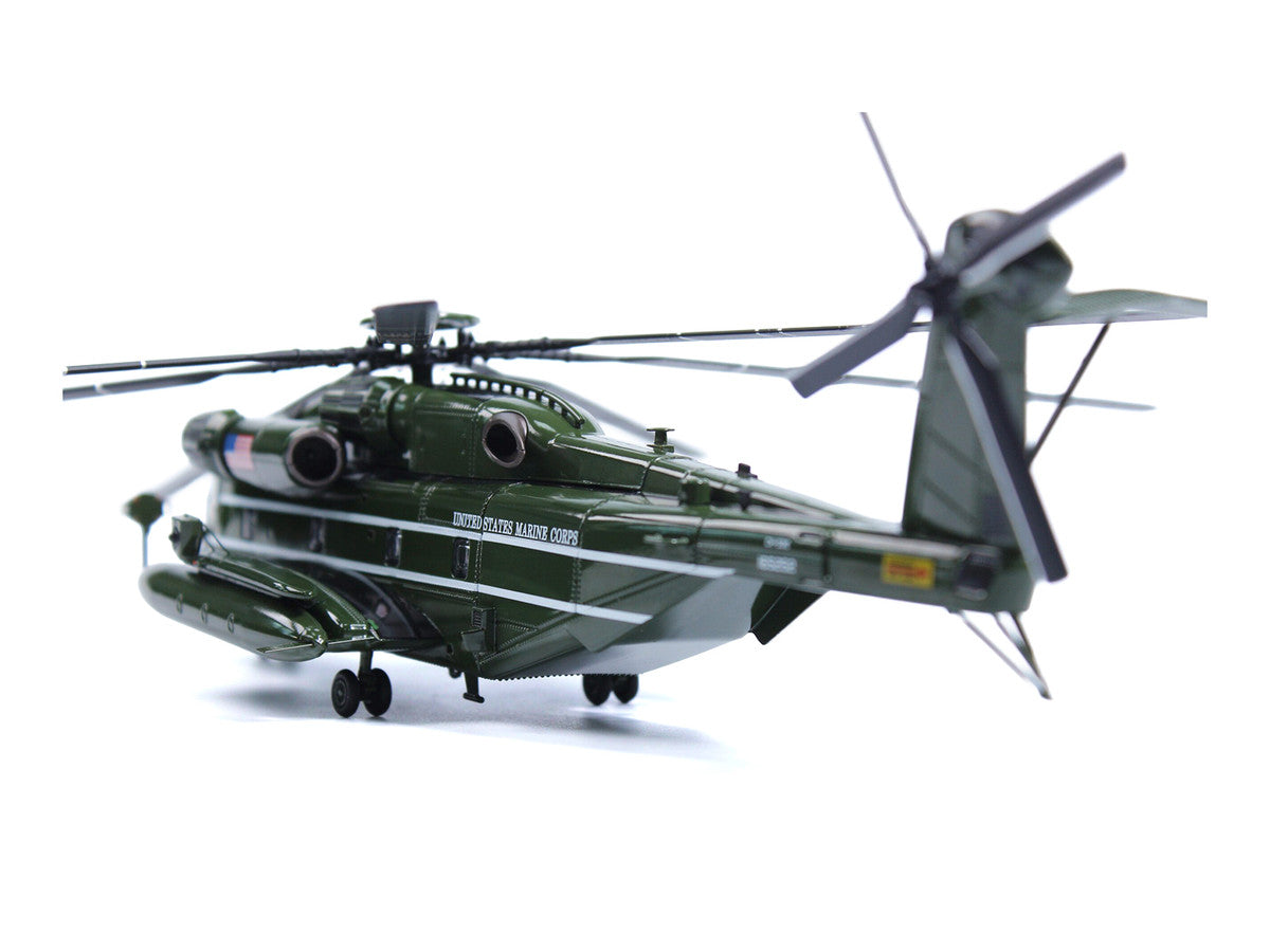 Sikorsky CH-53E Sea Stallion Helicopter #32 "HMX-1 Nighthawks MCAS Quantico VA" United States Marine Corps 1/72 Diecast Model by Panzerkampf-3