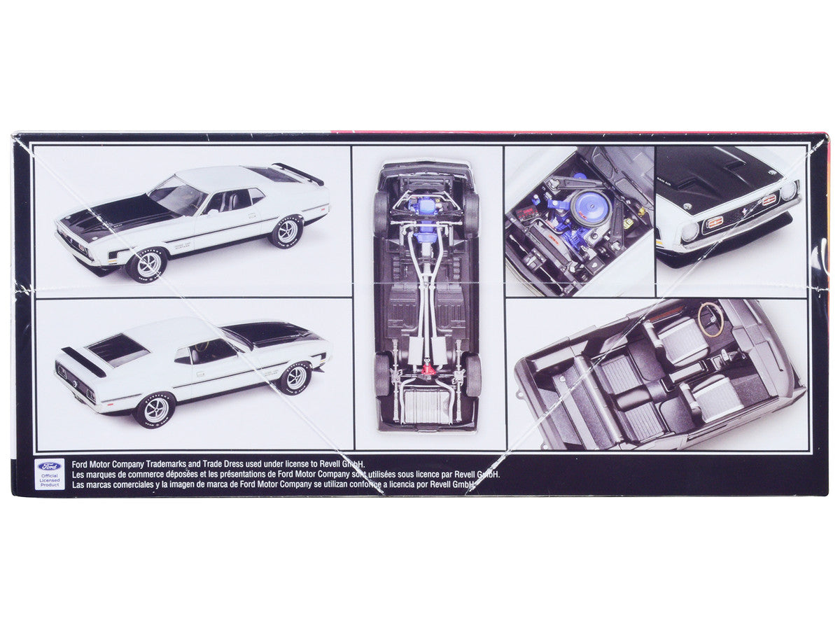 Level 4 Model Kit 1971 Ford Mustang Boss 351 1/25 Scale Model by Revell-1