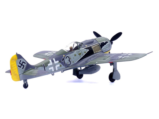 Focke-Wulf Fw 190A Aircraft "Black 13 8./JG 2 Richthofen France" (1943) German Luftwaffe 1/72 Diecast Model Airplane by Legion-0