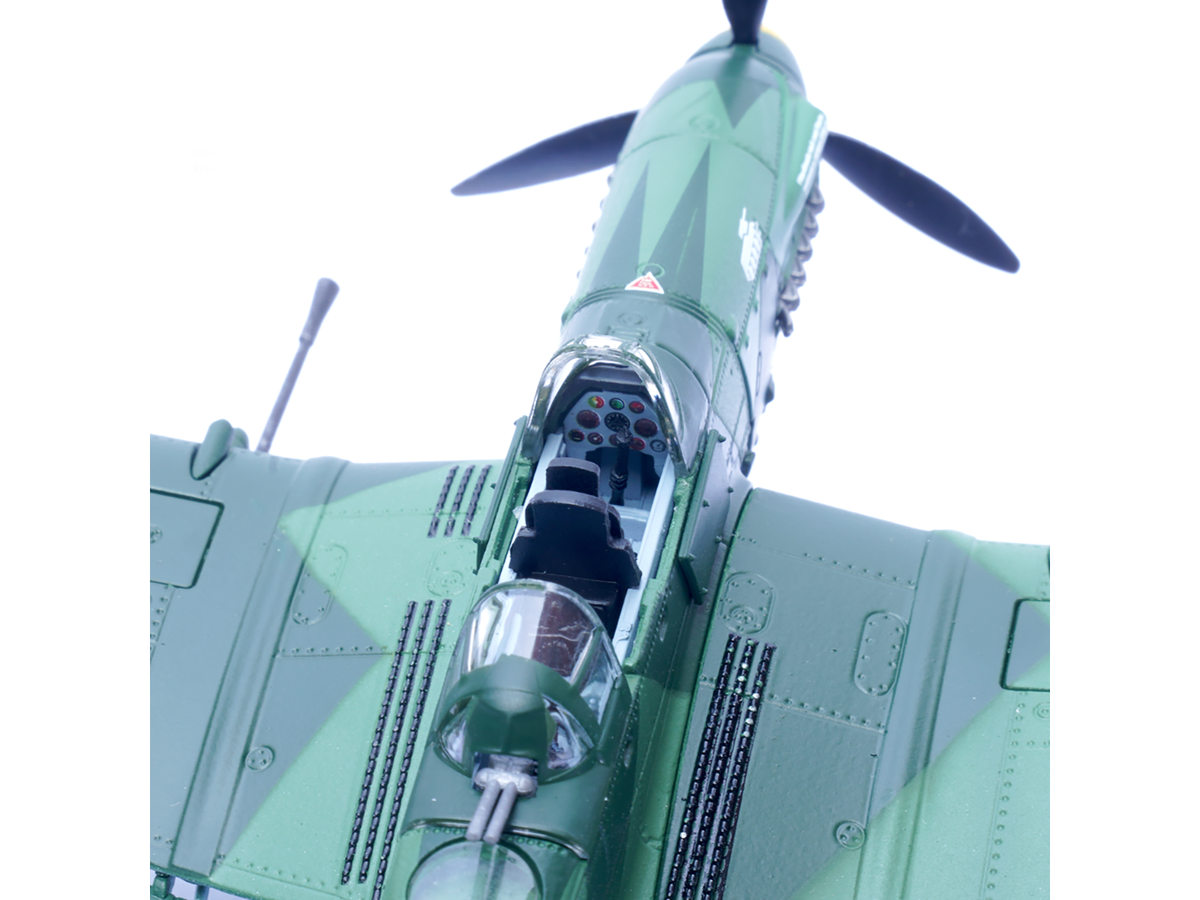 Junkers Ju 87G2 Stuka Bomber Aircraft "10.(Pz)/SG 2 Immelmann T6+BB Oberst Hans-Ulrich Rudel Romania" (1944) German Luftwaffe "Wing" Series 1/72 Diecast Model by Panzerkampf-3