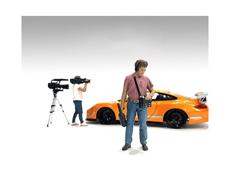 "On-Air" Figure 4 for 1/18 Scale Models by American Diorama-0