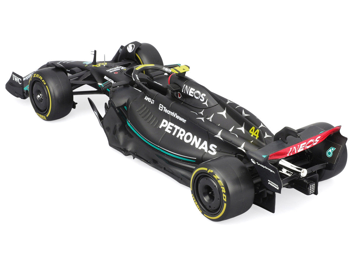 Mercedes-AMG F1 W14 E Performance #44 Lewis Hamilton "Petronas" Formula One F1 "World Championship" (2023) with Driver Figure "Race" Series 1/24 Diecast Model Car by Bburago-1