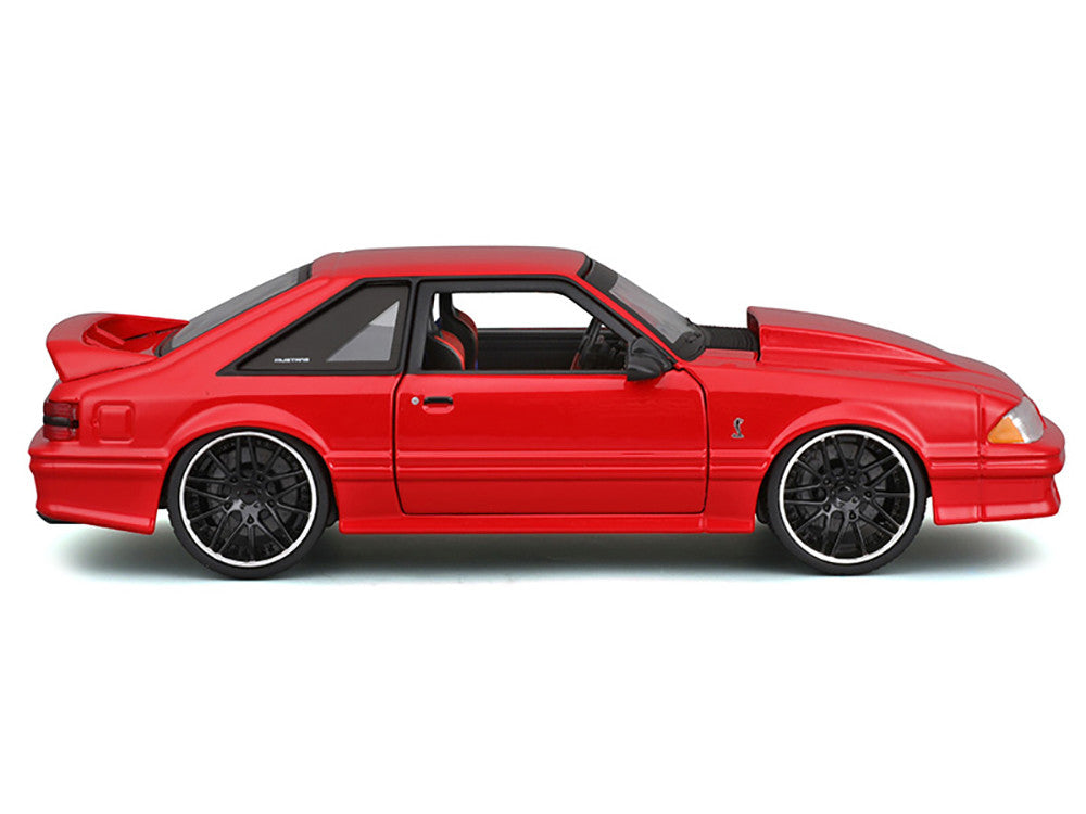 1993 Ford Mustang SVT Cobra Red "Classic Muscle" "Maisto Design" Series 1/24 Diecast Model Car by Maisto-2