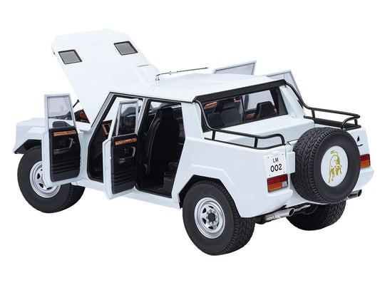 Lamborghini LM002 Bianco Polo Park White 1/18 Model Car by Autoart-0