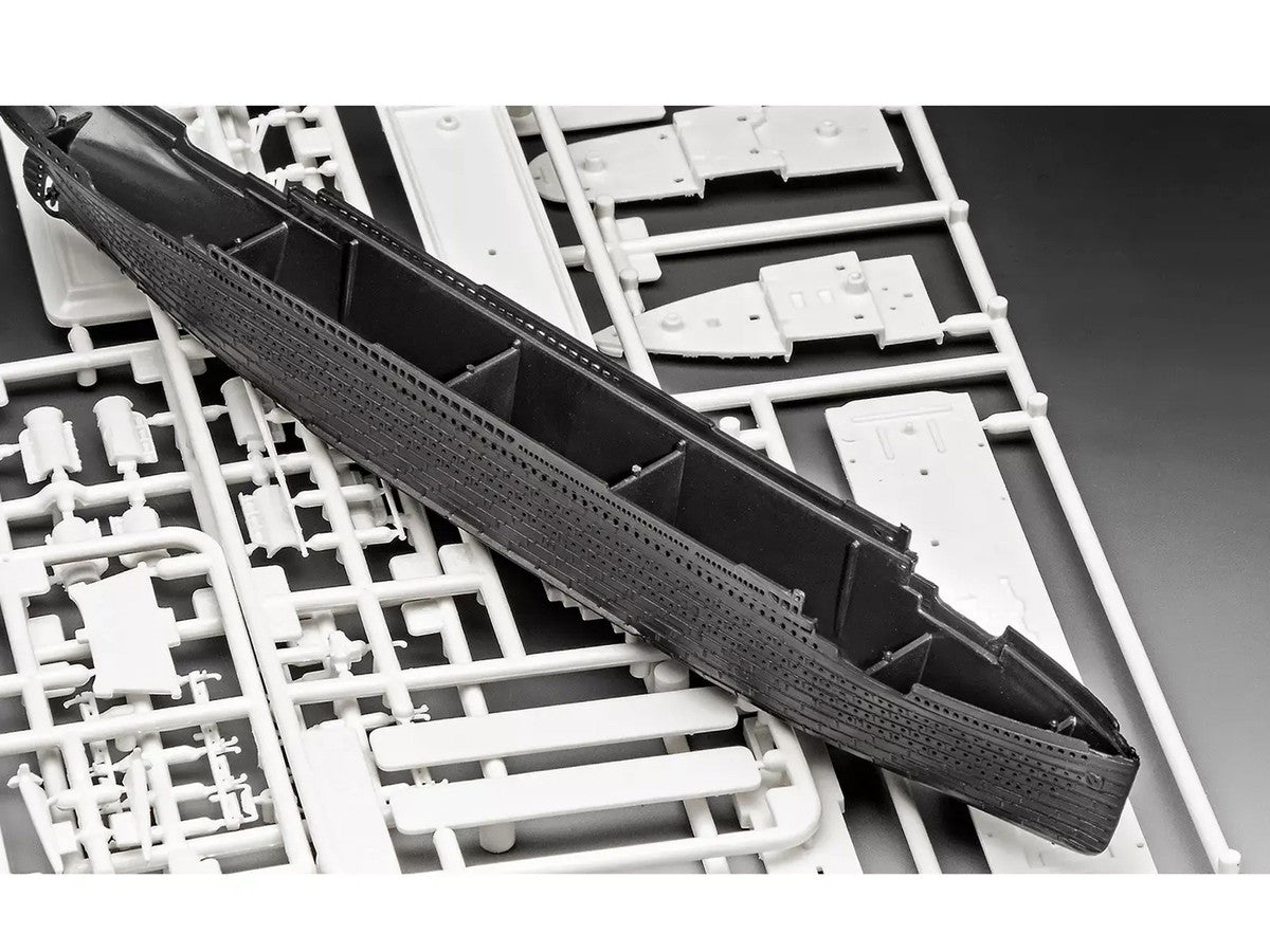 Level 4 Model Kit R.M.S. Titanic All-Included Kit 1/1200 Scale Model by Revell-2
