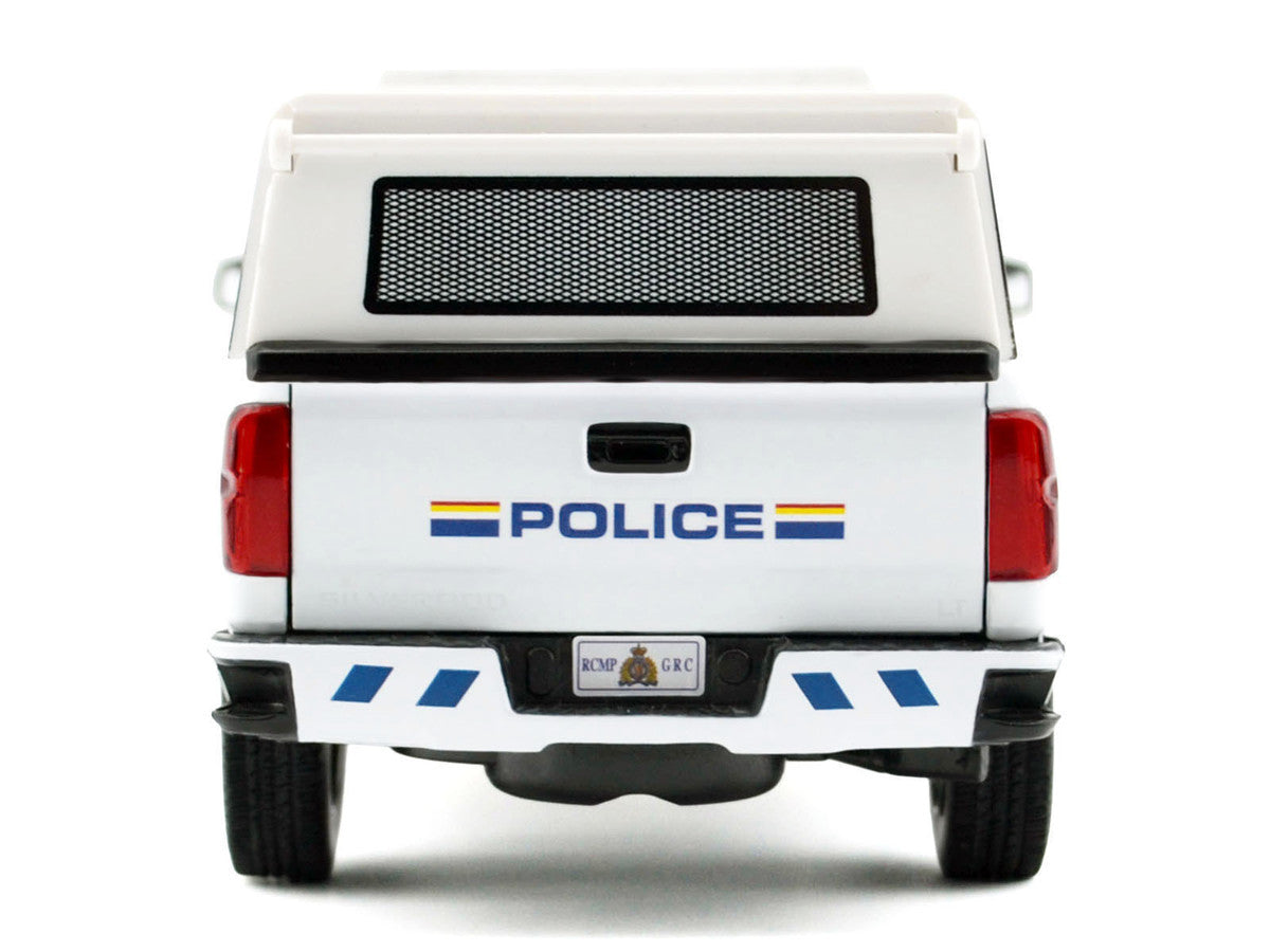2017 Chevrolet Silverado 1500 LT Z71 Crew Cab Pickup Truck with Camper Box "Royal Canadian Mounted Police" White "Law Enforcement and Public Service" Series 1/27 Diecast Model Car by Motormax-3