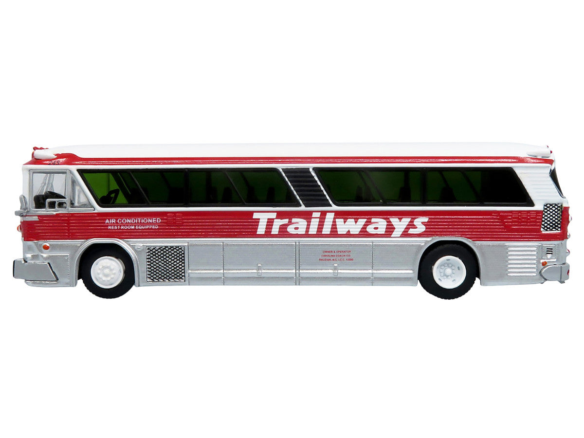 1964 MCI MC-5A Coach Bus "Trailways Chicago" White with Red Stripes "Vintage Bus & Motorcoach Collection" Limited Edition to 504 pieces Worldwide 1/87 (HO) Diecast Model by Iconic Replicas-0