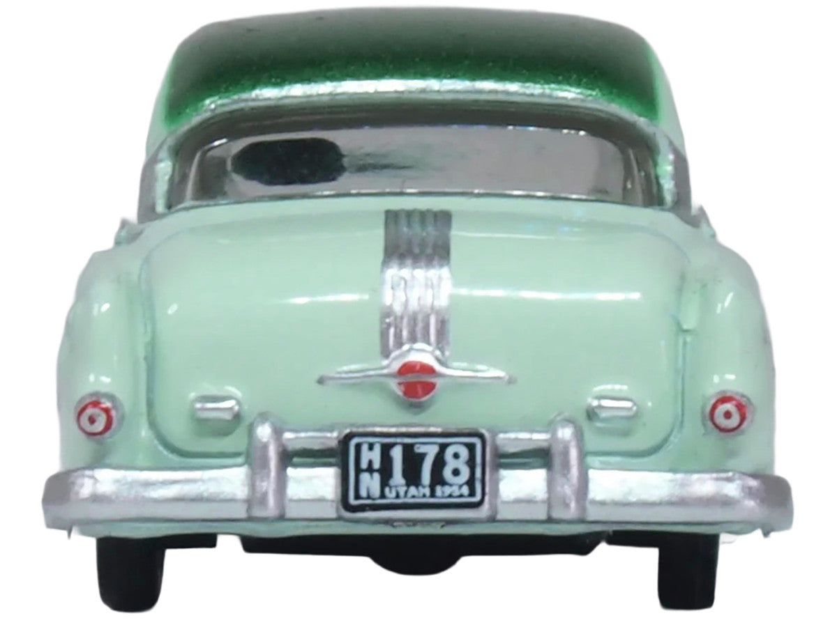 1954 Pontiac Chieftain 4 Door Shannon Green with Brookmere Green Top 1/87 (HO) Scale Diecast Model Car by Oxford Diecast-2