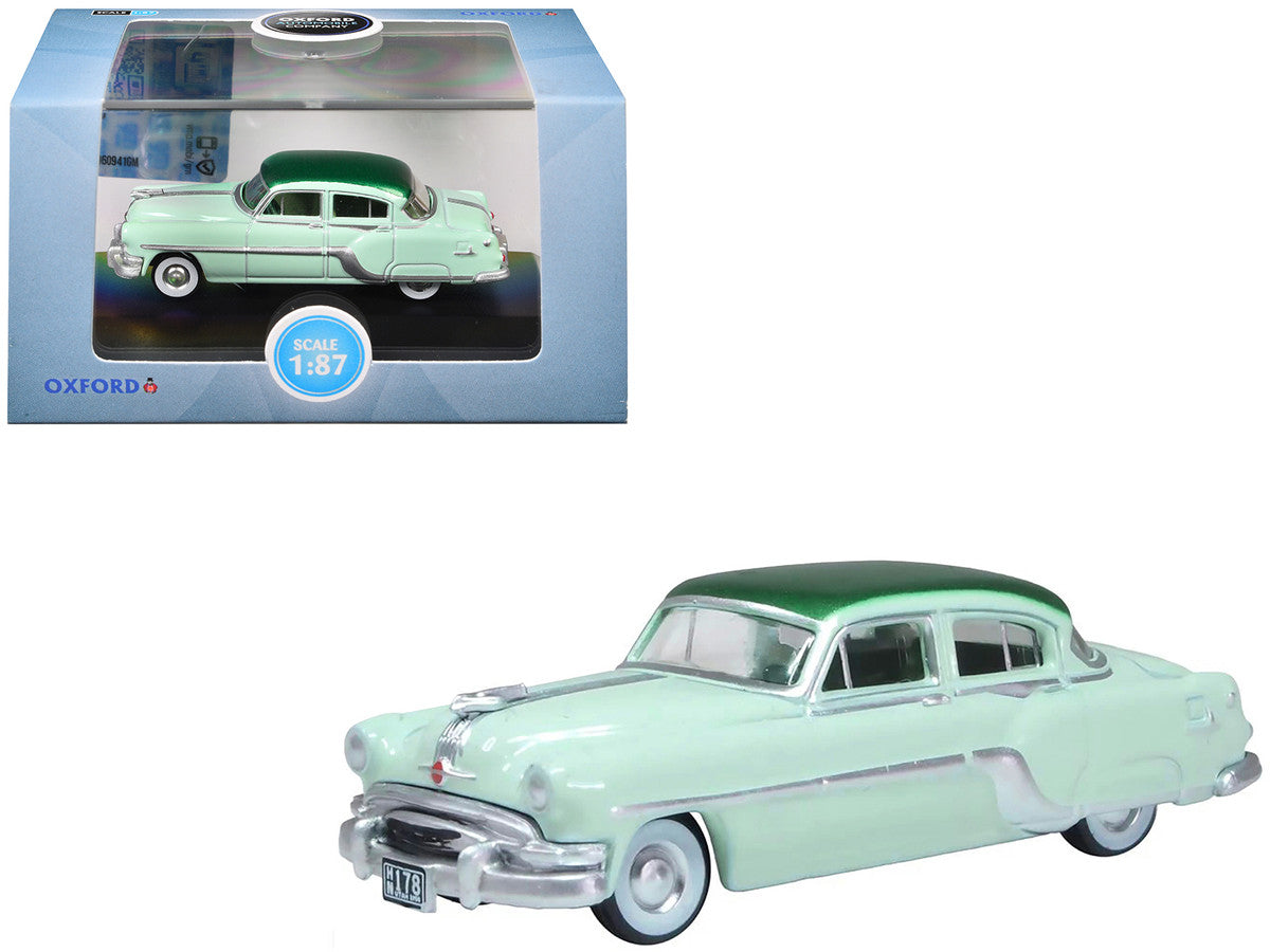 1954 Pontiac Chieftain 4 Door Shannon Green with Brookmere Green Top 1/87 (HO) Scale Diecast Model Car by Oxford Diecast-3