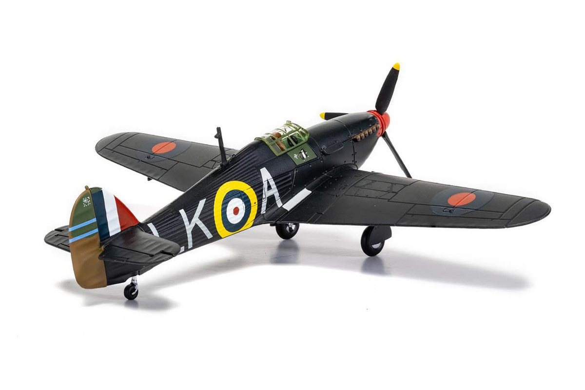Hawker Hurricane Mk.I Fighter Aircraft "Sqn Ldr. Ian Richard 'Widge' Gleed No.87 Sqn Colerne" (1941) British Royal Air Force "The Aviation Archive" Series 1/72 Diecast Model by Corgi-1