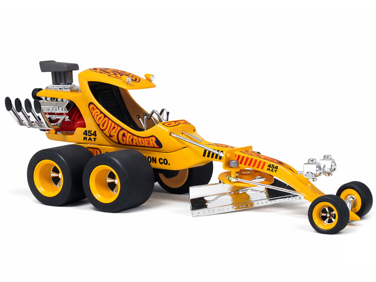 Skill 2 Model Kit Tom Daniel's Groovy Grader Dragster 1/24 Scale Model by Atlantis-1