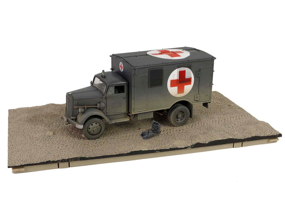 Opel-Blitz Kfz.305 Ambulance Gray (Weathered) "German Army" "Armoured Fighting Vehicle" Series 1/32 Diecast Model by Forces of Valor-4