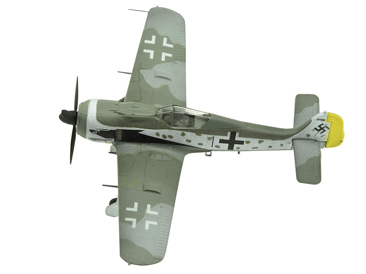 Focke-Wulf Fw 190A-8 Fighter Aircraft "98-Victory Ace Staffelkapitaen Horst Hannig I./JG 2 Triqueville France" (1943) German Luftwaffe 1/72 Diecast Model Airplane-3