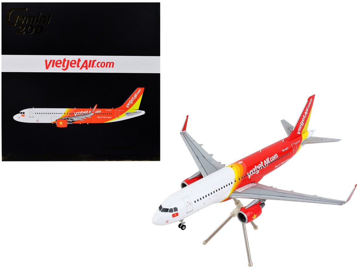 Airbus A320 Commercial Aircraft "VietJet Air" White and Red "Gemini 200" Series 1/200 Diecast Model Airplane by GeminiJets-0