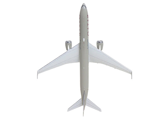 Boeing 777-9 Commercial Aircraft "Qatar Airways" (A7-BKA) Gray with Dark Red Tail Graphics 1/400 Diecast Model GeminiJets-0
