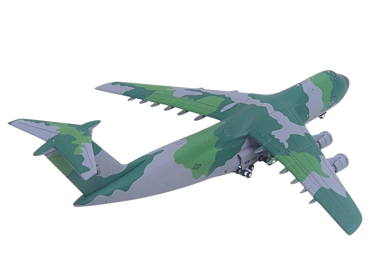 Lockheed C-5M Super Galaxy Transport Aircraft "New York Air National Guard 105th Airlift Wing Stewart Air National Guard Base" United States Air Force (68-0226) Green Camouflage "Gemini Macs" Series 1/400 Diecast Model Airplane by GeminiJets-1