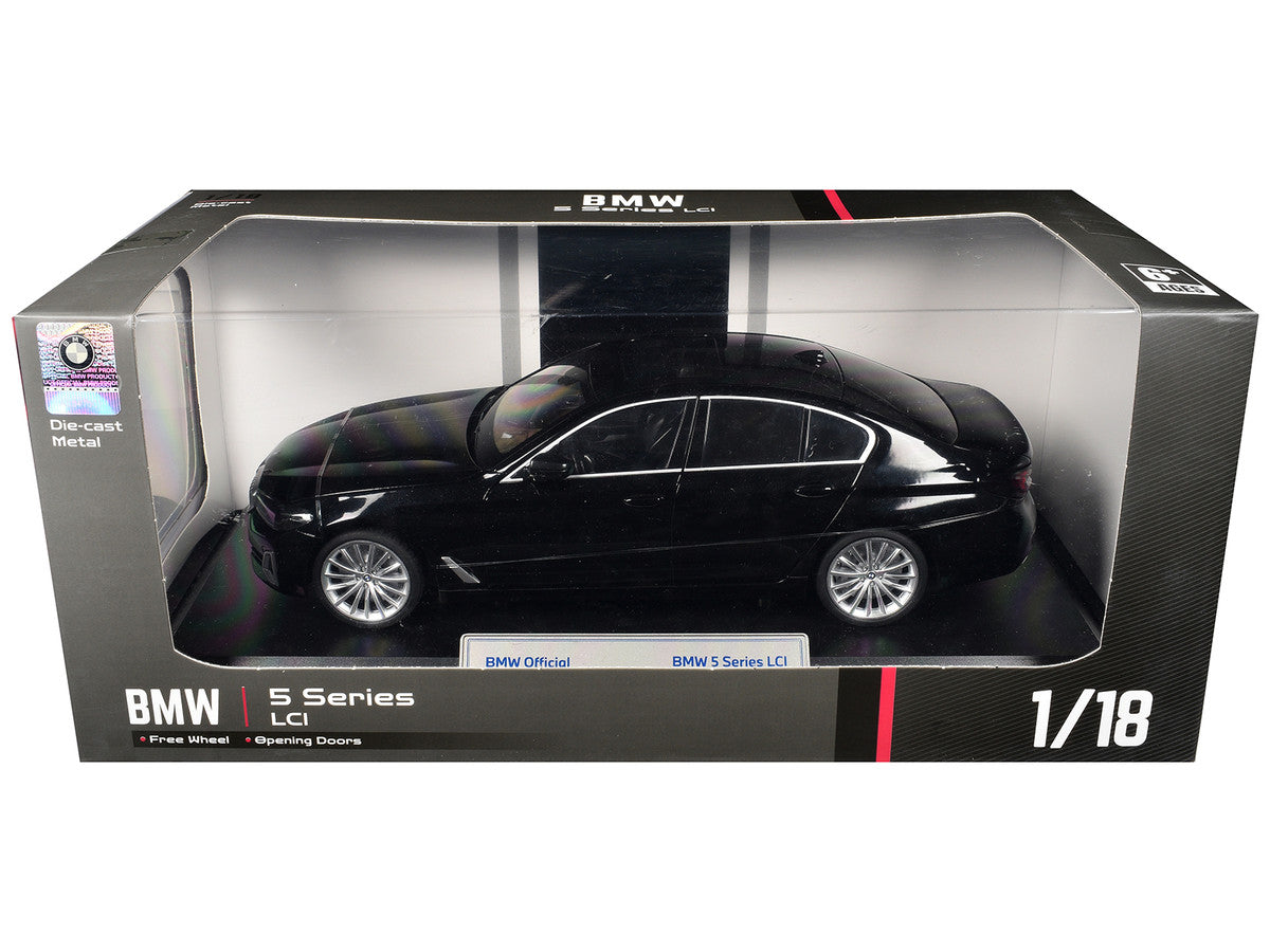 BMW 5 Series LCI Black Metallic with Moonroof 1/18 Diecast Model Car by Heimanba-2
