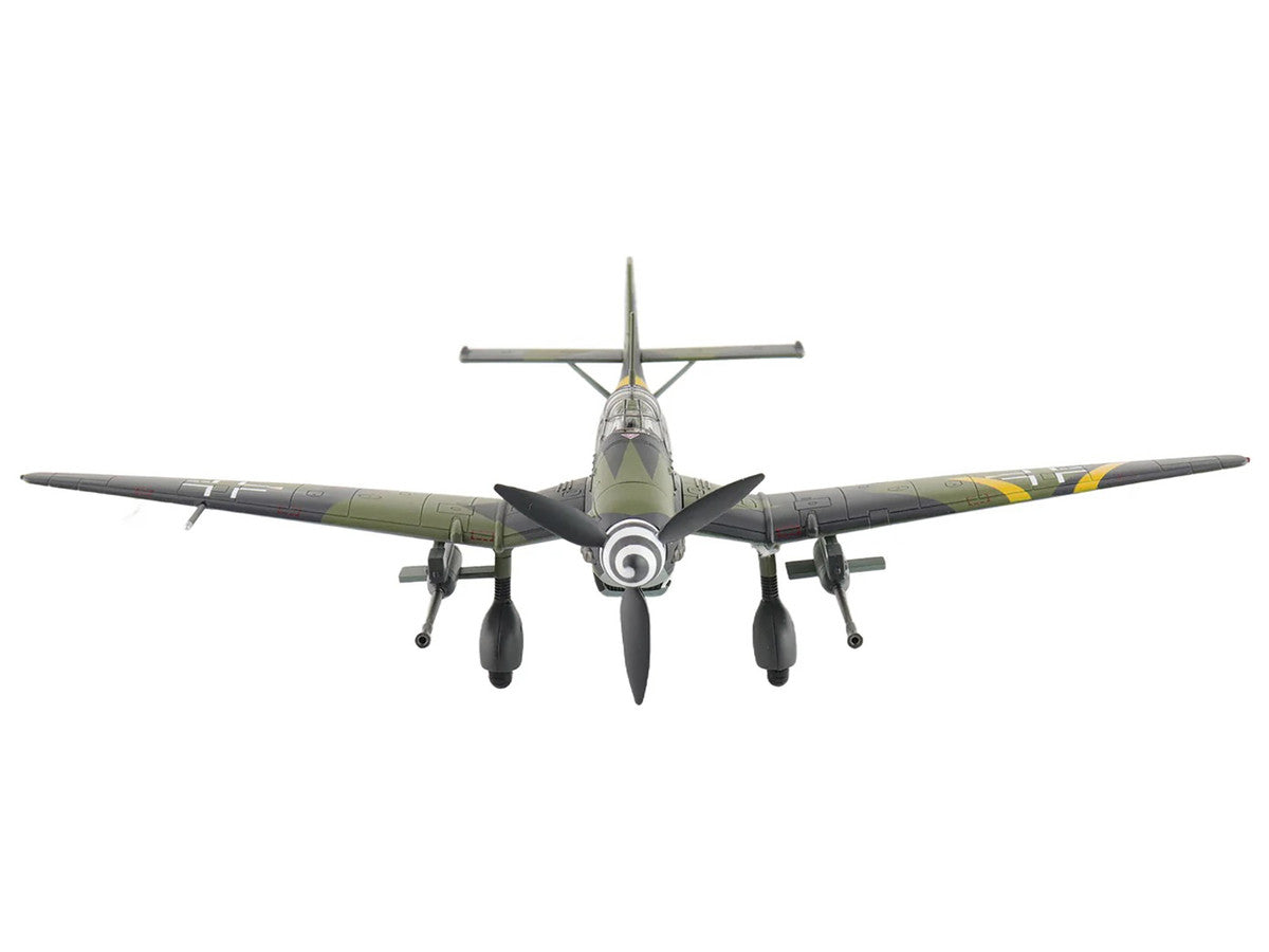 Junkers Ju 87G-2 Stuka Aircraft "WNr. 494193 Tank Buster Stab. SG 2 Slovakia" (1944) German Luftwaffe "Air Power Series" 1/72 Diecast Model by Hobby Master-2