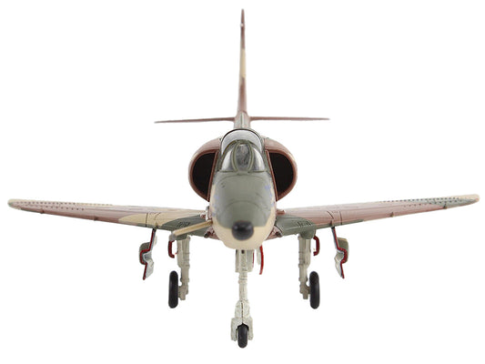 Douglas A-4E Skyhawk Aircraft "Aggressor 151095" (1985/6) United States Navy "Air Power Series" 1/72 Diecast Model by Hobby Master-0