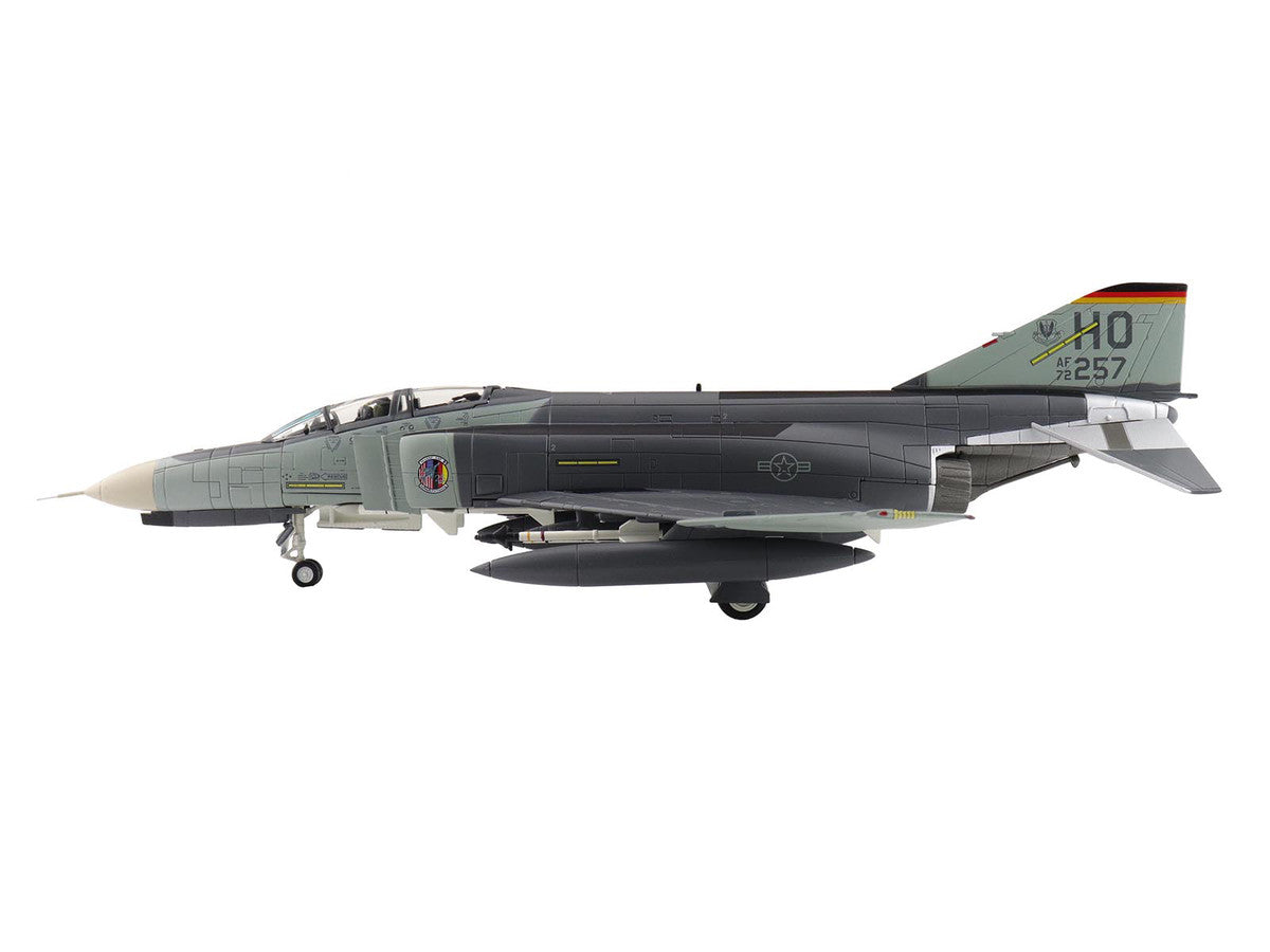 McDonnell Douglas F-4F Phantom II Fighter-Bomber Aircraft "AF72-257 20th Fighter Squadron 49th Fighter Wing Holloman AFB" (2002) United States Air Force "Air Power Series" 1/72 Diecast Model by Hobby Master-2