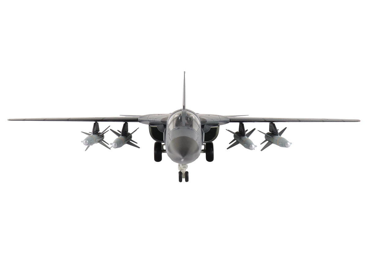 General Dynamics F-111C Pig Aircraft "90th Anniversary of No. 6 Squadron" (2007) Royal Australian Air Force  "Air Power Series" 1/72 Diecast Model by Hobby Master-0