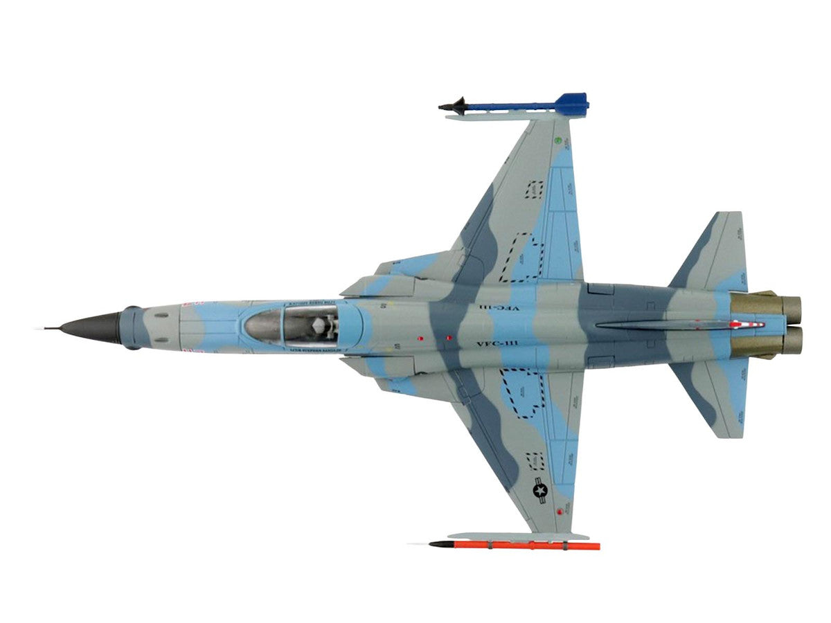 Northrop F-5N Tiger II Aircraft "Red 117 761533 Adversary Fighter VFC-111 Sundowners" (2017) United States Navy "Air Power Series" 1/72 Diecast Model by Hobby Master-2