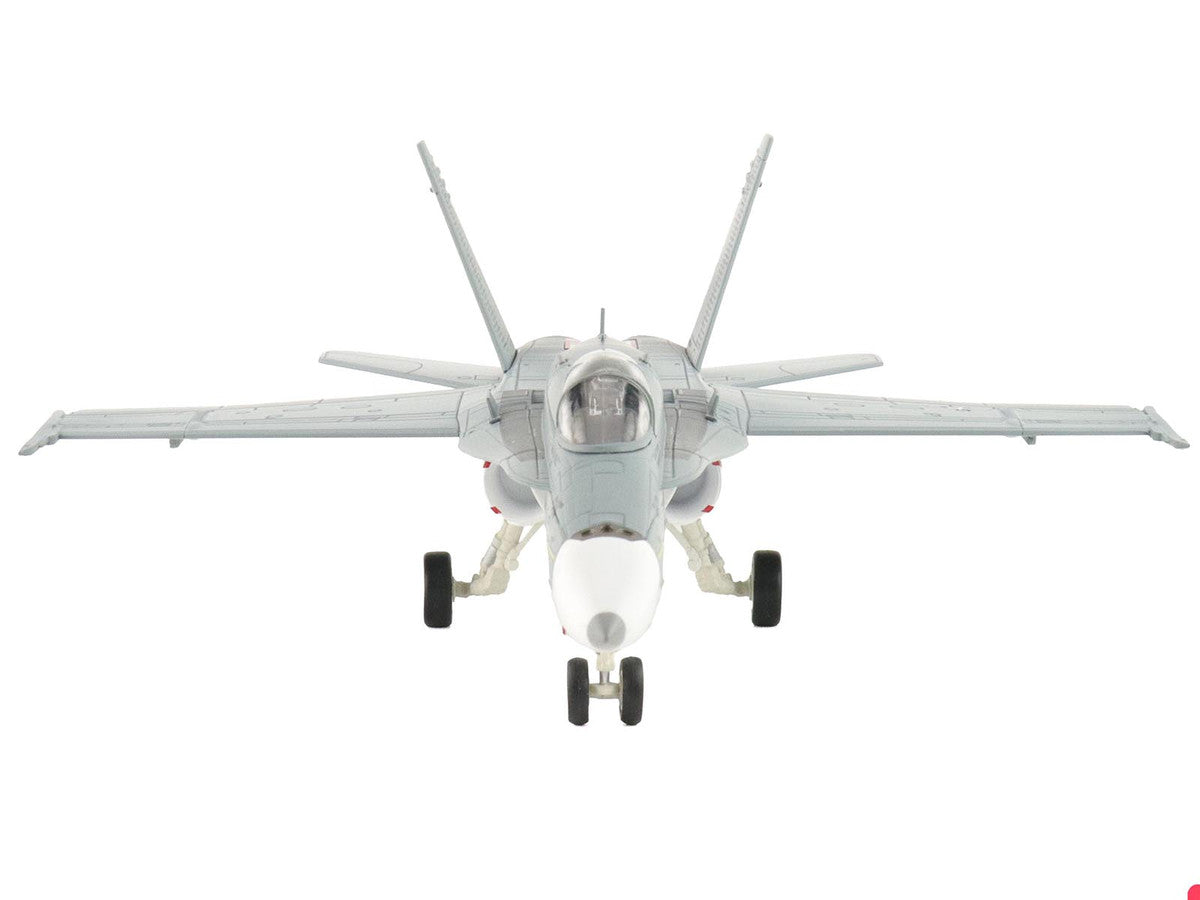 McDonnell Douglas F/A-18C Hornet Aircraft "VFA-15 Retro TAC Demo Jet VFA-106 Gladiators" (2017) United States Navy "Air Power Series" 1/72 Diecast Model by Hobby Master-2
