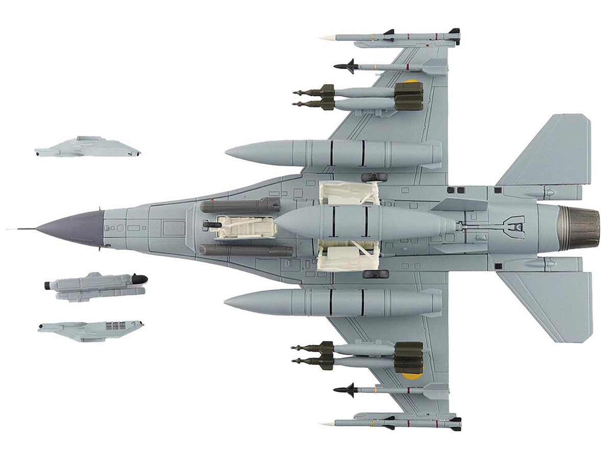 Lockheed F-16AM Fighting Falcon Fighter Aircraft "UA24-3596 Pylon Integrated Dispenser System Plus" (2024) Ukrainian Air Force "Air Power Series" 1/72 Diecast Model by Hobby Master-3