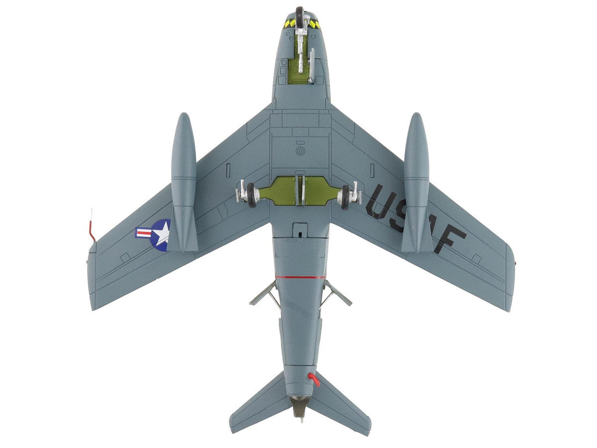 North American F-86F Sabre Fighter Aircraft "25333 461st Fighter Day Squadron West Germany" (1955) United States Air Forces in Europe "Air Power Series" 1/72 Diecast Model by Hobby Master-3