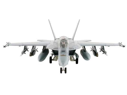 Boeing F/A-18F Super Hornet Fighter Aircraft "165875 Green Hornet VX-23 Salty Dogs NAS Patuxent River" (2011) United States Navy "Air Power Series" 1/72 Diecast Model by Hobby Master-0