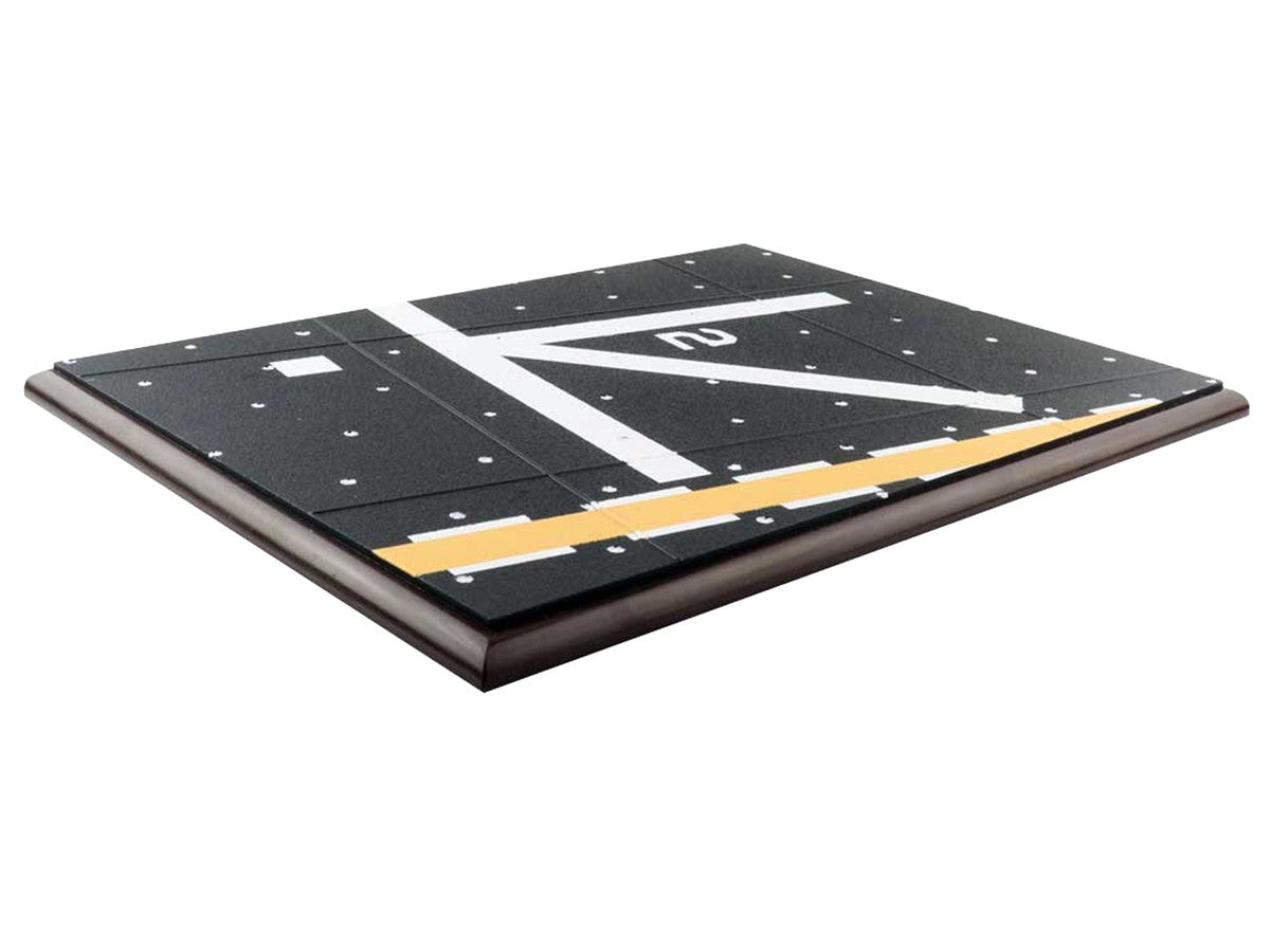 Modern Carrier Deck III Display Base 1/72 Model by Hobby Master-1
