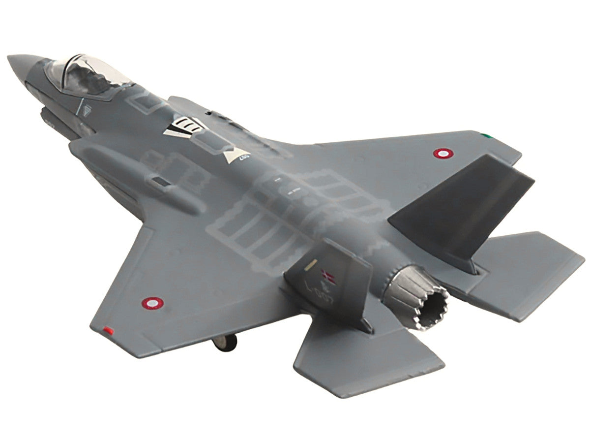 Lockheed Martin F-35A Lightning II Aircraft "Eskadrille 727 Skrydstrup Air Base" (L-007) Royal Danish Air Force 1/200 Diecast Model by Herpa-2