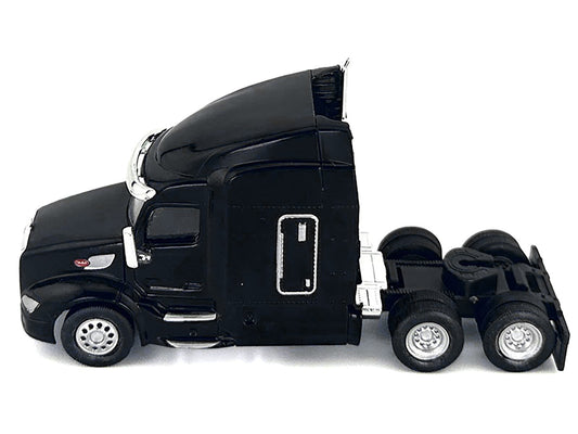 Peterbilt 579 Sleeper Cab Black 1/87 (HO) Plastic Model Car by HO Logistics-0