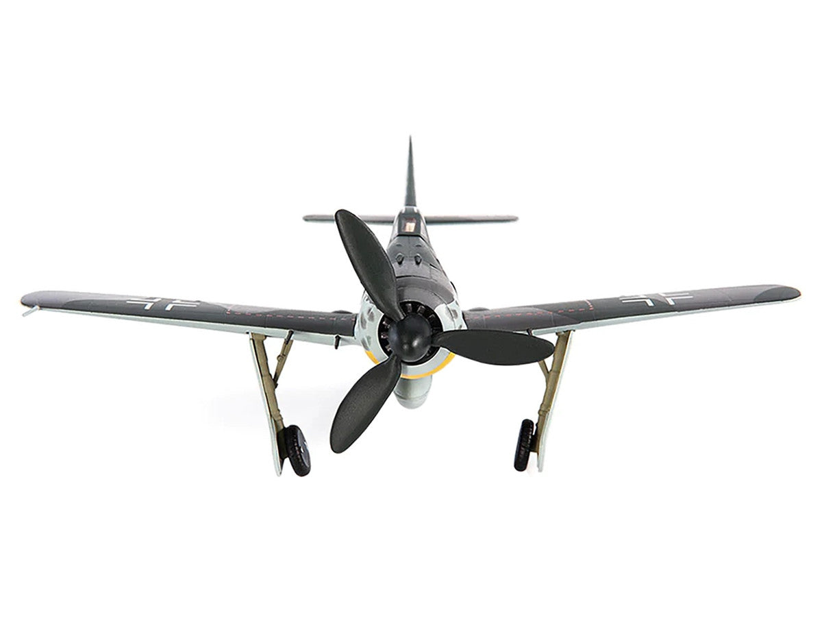 Focke-Wulf Fw 190A-8 Fighter Aircraft "JG 26 Schlageter France" (1945) German Luftwaffe 1/72 Diecast Model by JC Wings-3