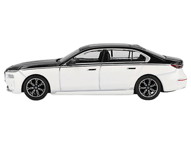 BMW i7 xDrive60 Dravit Alpine White and Black Sapphire Limited Edition 1/64 Diecast Model Car by Mini GT-0