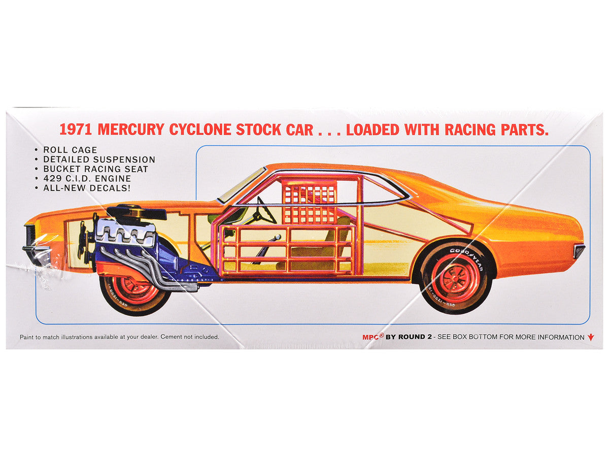 Skill 2 Model Kit 1971 Mercury Cyclone Stock Car 1/25 Scale Model by MPC-2