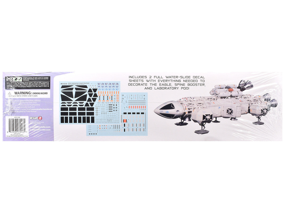 Skill 2 Model Kit Eagle Transporter Metamorph Edition "Space: 1999" (1975-1977) TV Series 1/48 Scale Model by MPC-1