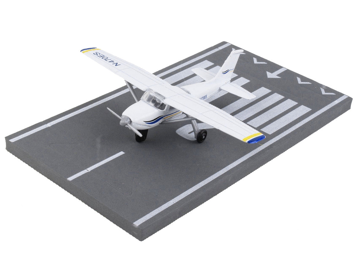 Cessna 172 Aircraft White with Blue and Yellow Stripes "N470ES" with Runway Section Diecast Model Airplane by Runway24-2