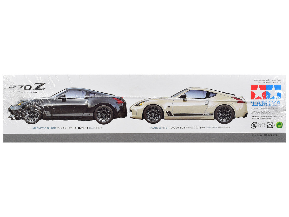 Model Kit Nissan 370Z Heritage Edition 1/24 Scale Model by Tamiya-3